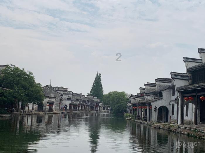 独步竹林